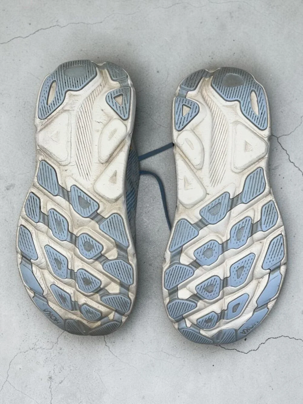 HOKA Clifton 9 Running Shoes in Airy Blue/Ice Water, Women’s Size 10.5B.